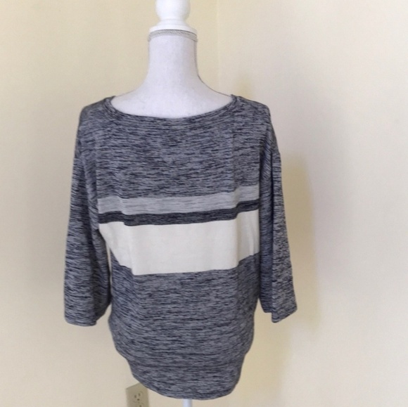 NWT! Gap Size S asymmetrical tie knot sweater - Picture 3 of 8
